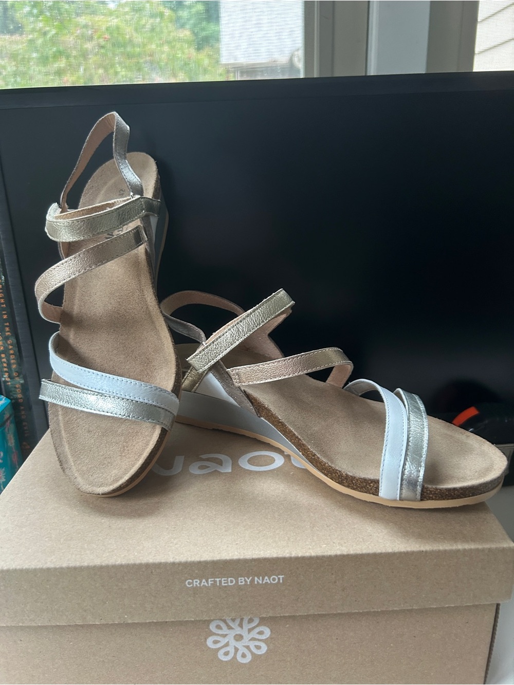 Naot Women's Metallic Silver, White, Copper and Gold stray sandal NIB